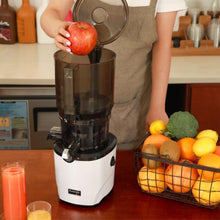 Load image into Gallery viewer, jucier + buy juicer + kurvings + kuvings auto10