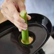 Load image into Gallery viewer, celery juicer australia - Omega best juicer for celery