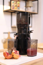 Load image into Gallery viewer, optimum-vertical-juicer-australia-600xxl + optimum 600 juicer